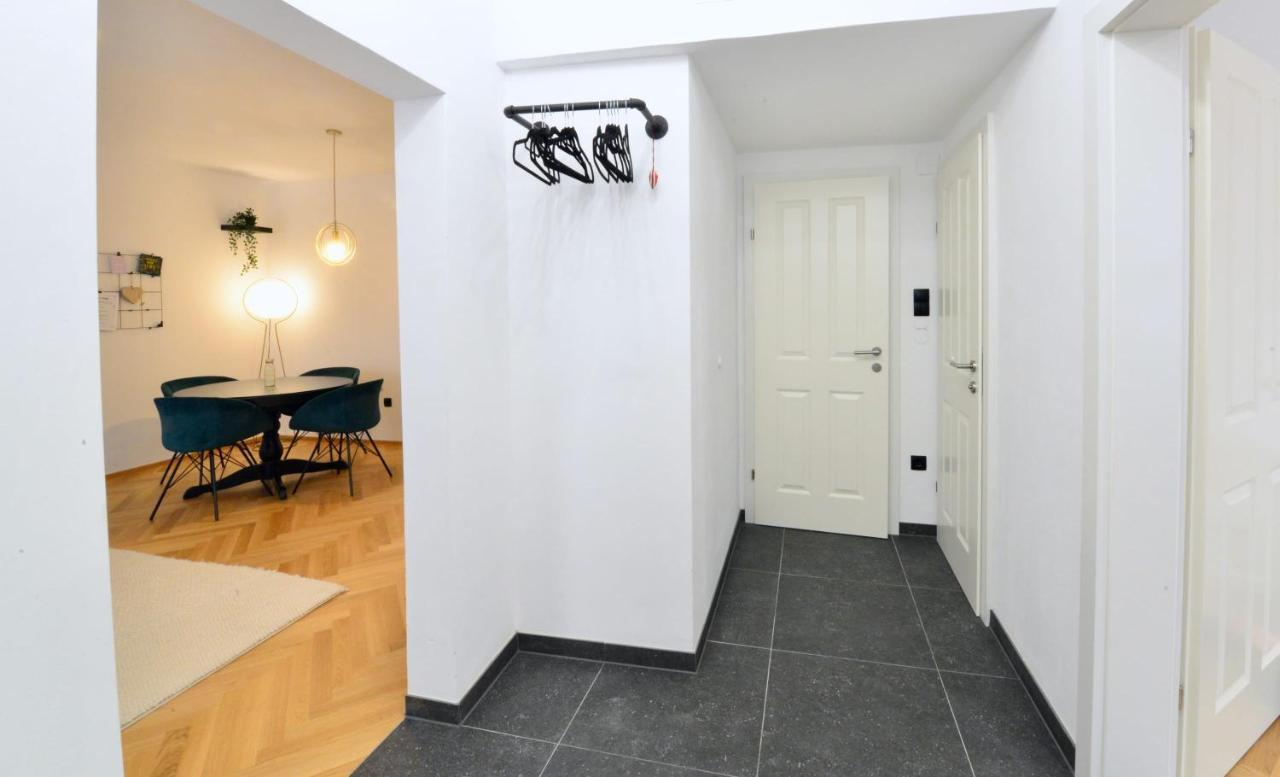 Modern Flat With Parking Space Apartment Vienna Exterior photo