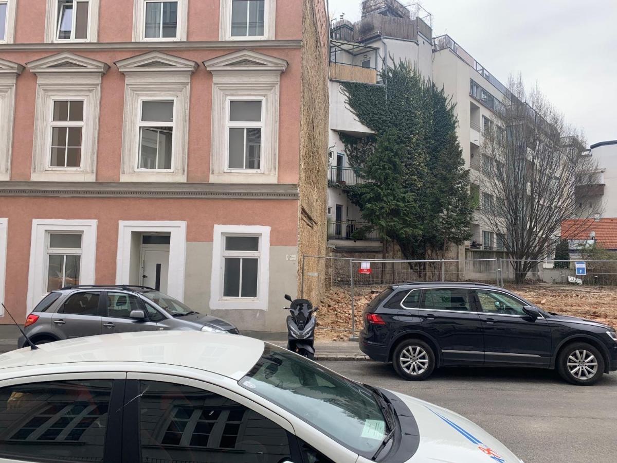 Modern Flat With Parking Space Apartment Vienna Exterior photo